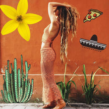 Load image into Gallery viewer, Bobble Tassel Top

